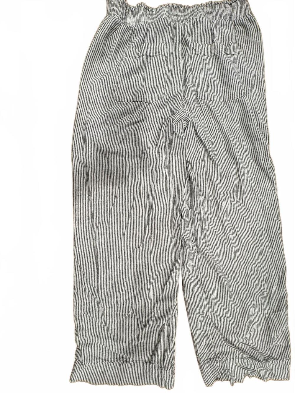 Time and Tru Women's Striped Cropped Pants Size S (4-6)